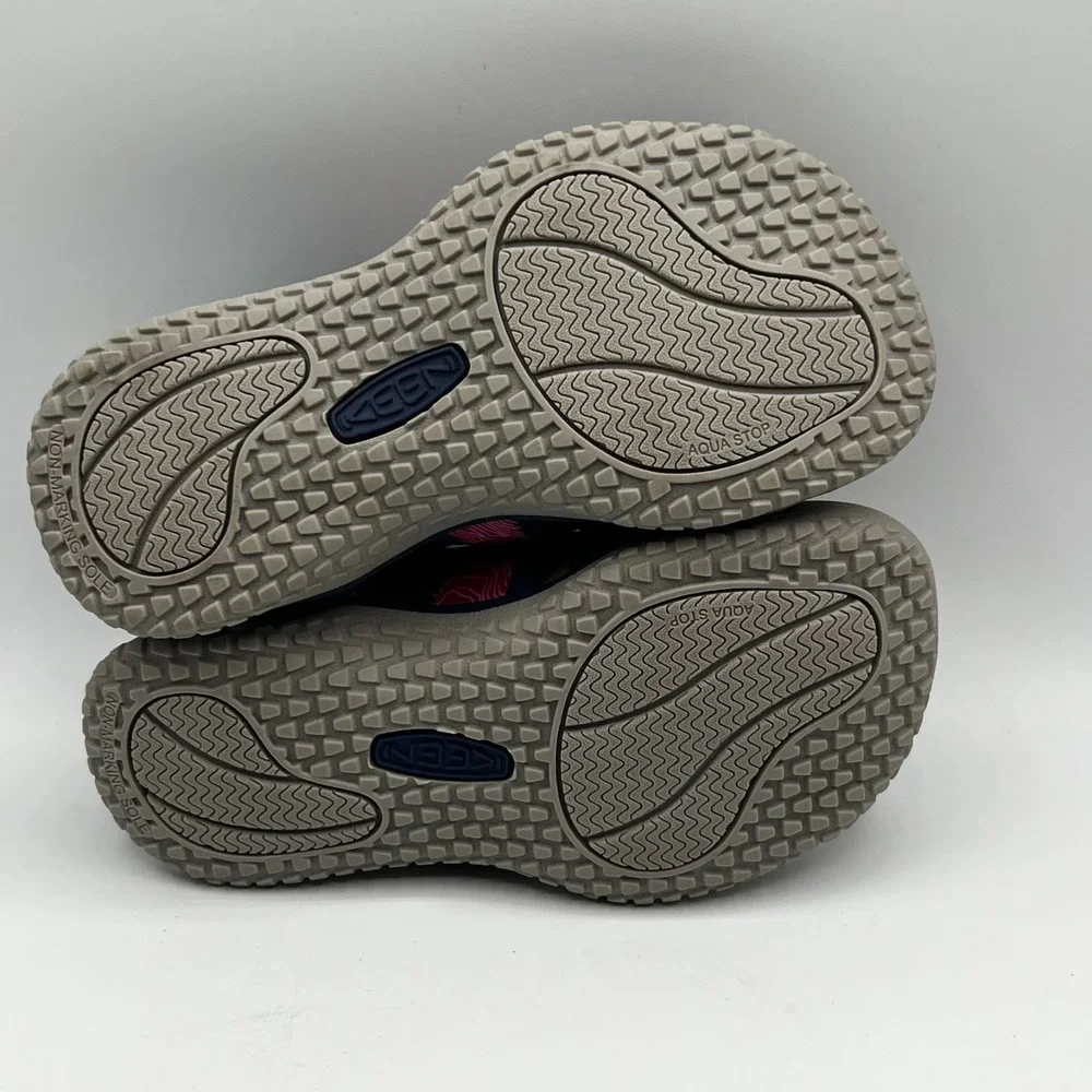 KEEN Kids Stingray Blue Depths Festival Fuchsia Waterproof‎ Sandals Size 13